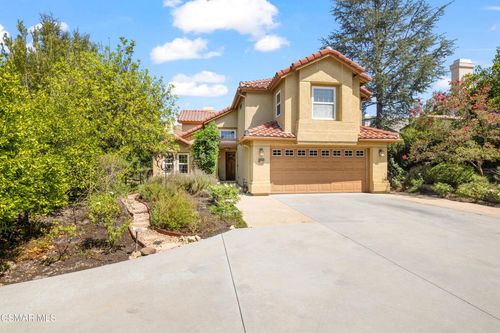 5043 Evanwood Ave, Oak Park, CA, 91377-4812 | Card Image