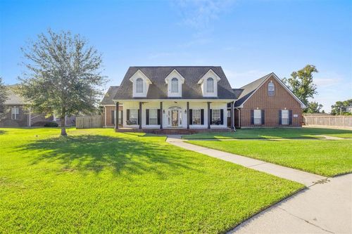 1647 Hollow Cove Ln, Lake Charles, LA, 70611-5157 | Card Image