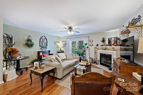 17668 Caldwell Track Dr, Cornelius, NC, 28031-8131 | Card Image