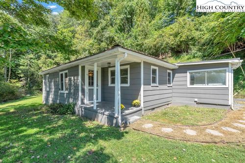 151 Sunnyside Dr, Boone, NC, 28607-4739 | Card Image