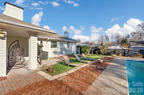 6700 Terry Ln, Charlotte, NC, 28215-3672 | Card Image