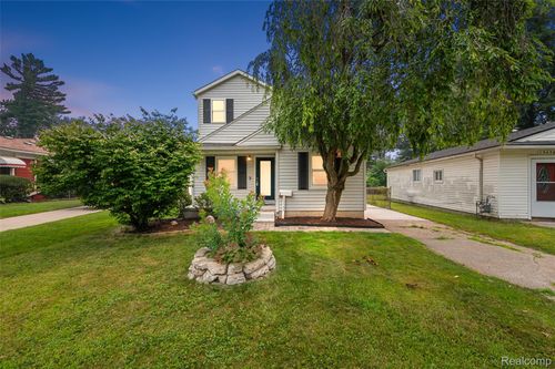 15464 Dixie, Redford, MI, 48239-3602 | Card Image