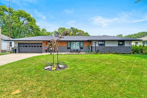 330 Ruddiman Dr, North Muskegon, MI, 49445-2734 | Card Image
