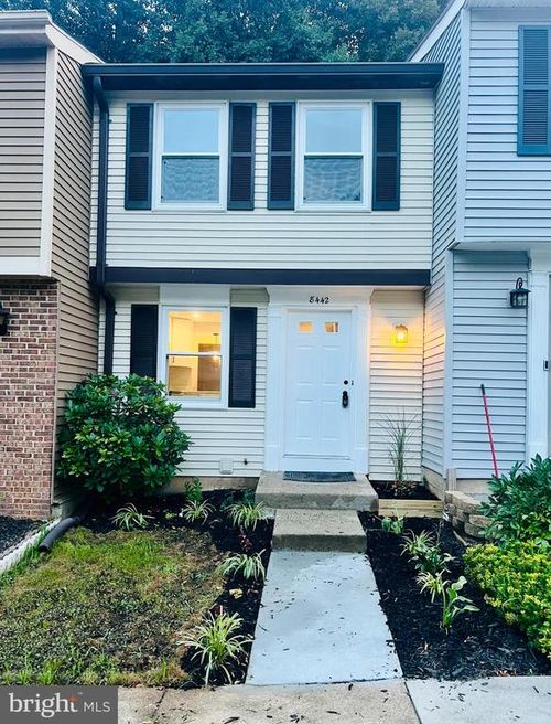 8442 Sugar Creek Ln, SPRINGFIELD, VA, 22153-3849 | Card Image