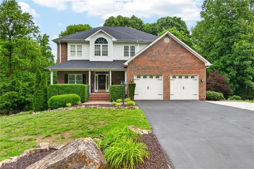 1380 Ridgewood Cir, Asheboro, NC, 27203-2700 | Card Image