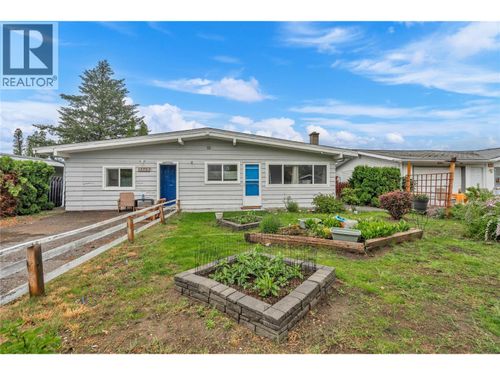 172 Mcgowan Rd, Oliver, BC, V0H1T2 | Card Image