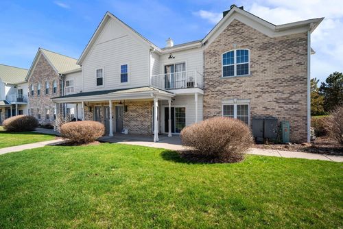 33-2720 Northview Road, Waukesha, WI, 53188 | Card Image