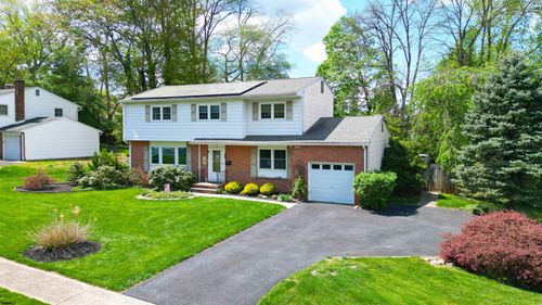 12 Temple Ter, LAWRENCE TOWNSHIP, NJ, 08648-3217 | Card Image