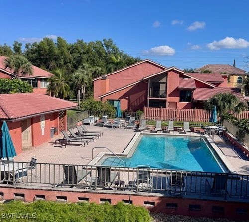 apt-d4-114 Cypress Way E, Naples, FL, 34110-2252 | Card Image