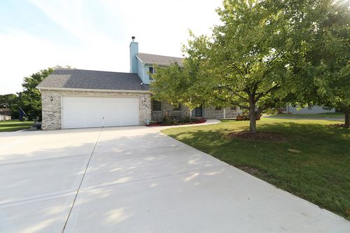 3404 Lockner Blvd, Joliet, IL, 60431-1028 | Card Image