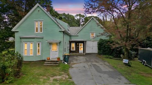 912 Plymouth St, Abington, MA, 02351-2616 | Card Image