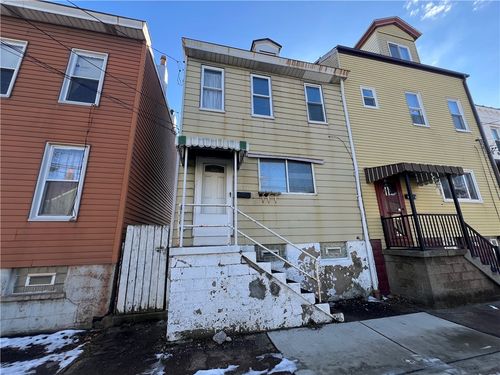 1337 Lowrie St, Pittsburgh, PA, 15212-4358 | Card Image