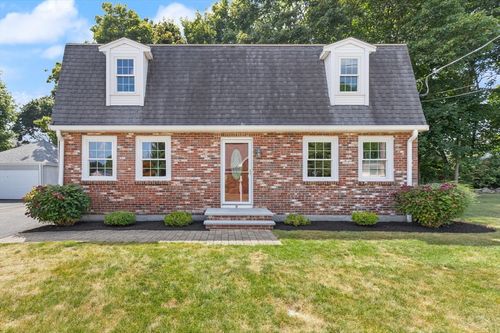 19 Brookfield Rd, Norwood, MA, 02062-3203 | Card Image