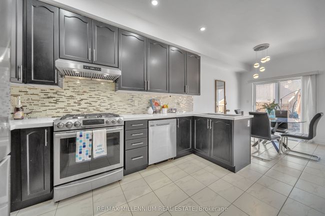 86 Cookview Dr, House attached with 5 bedrooms, 4 bathrooms and 2 parking in Brampton ON | Image 22