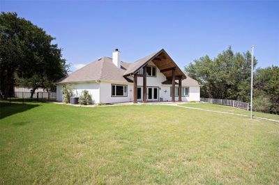 View of front of house featuring a front yard | Image 3