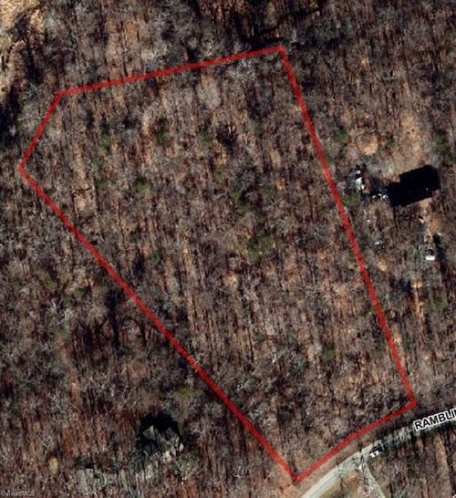 5421 Rambling Rd, Greensboro, NC, 27409-9504 | Card Image