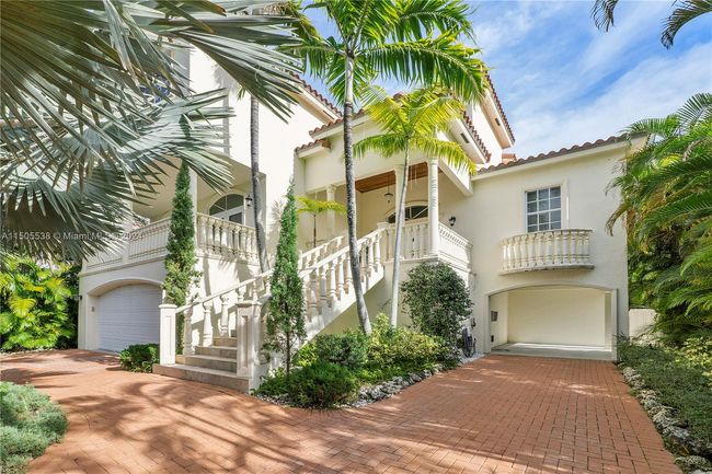 3545 E Fairview St, House other with 5 bedrooms, 6 bathrooms and null parking in Miami FL | Image 1