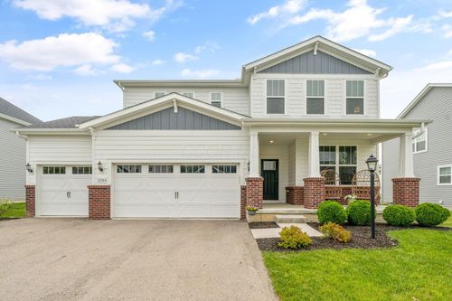 12364 Greenwood Dr, Pickerington, OH, 43147-7591 | Card Image