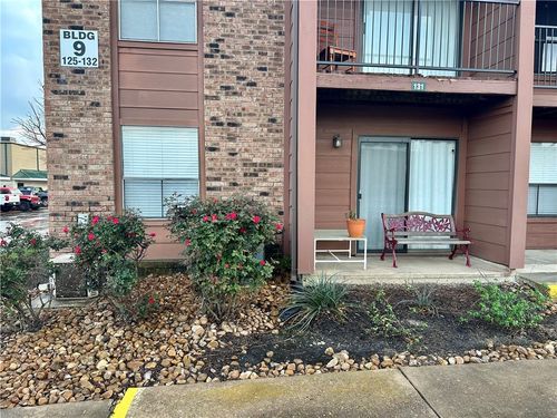 apt-131-904 University Oaks Blvd, College Station, TX, 77840-3596 | Card Image