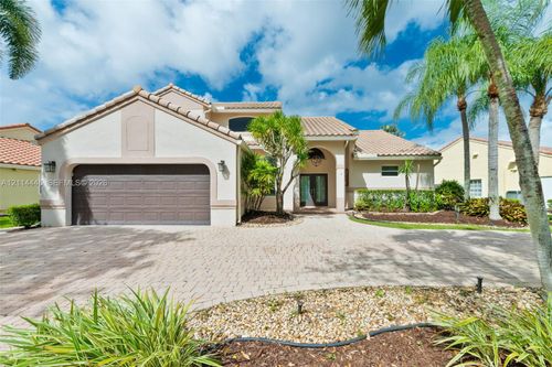 651 Verona Pl, Weston, FL, 33326-3542 | Card Image