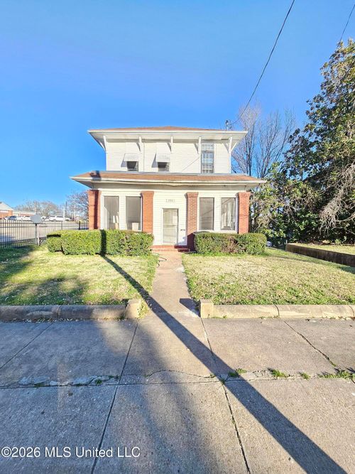 b-1711 Cherry Street, Vicksburg, MS, 39180 | Card Image