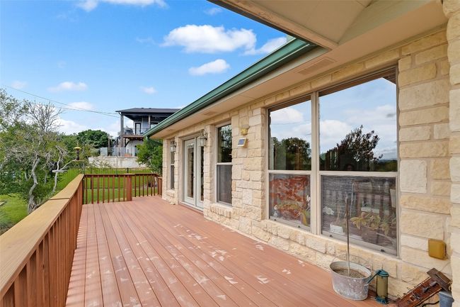 713 Lagoon Loop, House other with 3 bedrooms, 2 bathrooms and null parking in Horseshoe Bay TX | Image 6