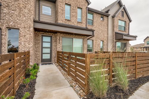 2624 La Cumbre Way, Grand Prairie, TX, 75054-6683 | Card Image