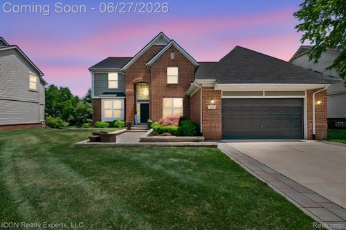 884 Grandview Dr, Commerce Twp, MI, 48390-5932 | Card Image