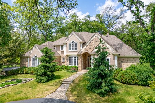2319 Thompson Rd, Bull Valley, IL, 60097-8240 | Card Image