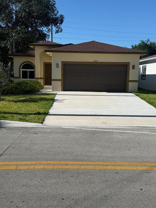 2999 Nw 9th St, Fort Lauderdale, FL, 33311-6619 | Card Image