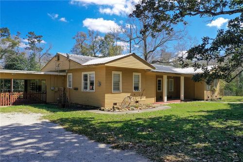 820 N Collins Blvd, Covington, LA, 70433 | Card Image