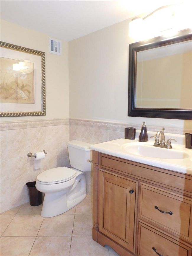 GUEST BATHROOM | Image 26
