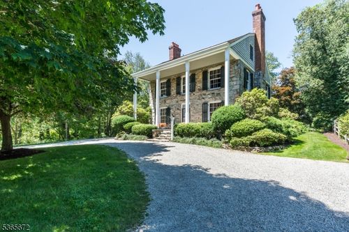 1 Robins Ln, Kinnelon, NJ, 07405-2713 | Card Image