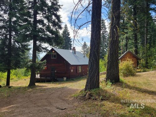 1208 Fox Rd, Cascade, ID, 83611 | Card Image