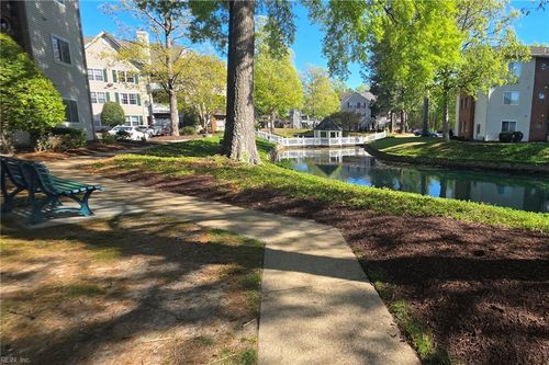 12628 Daybreak Cir, Newport News, VA, 23602-9501 | Card Image