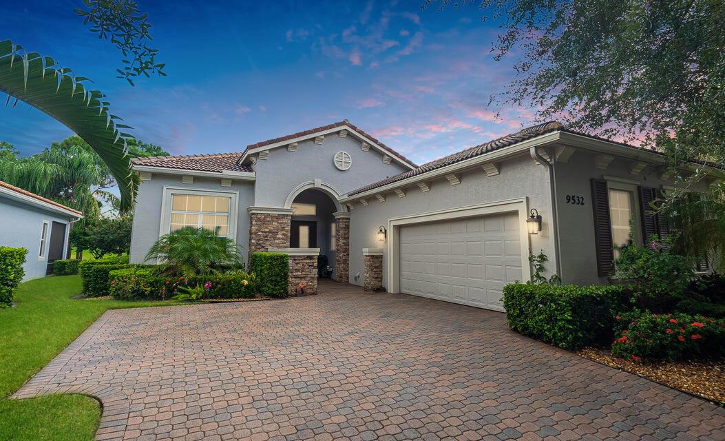 Nuova Way, Port Saint Lucie, FL 34986