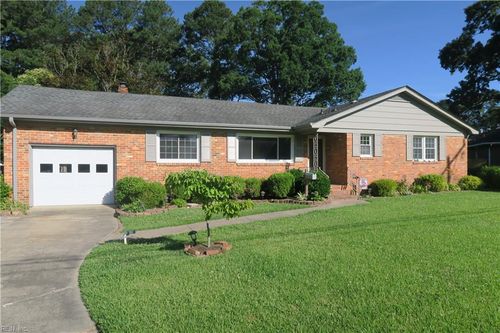 1389 Lakeside Road, Virginia Beach, VA, 23455 | Card Image