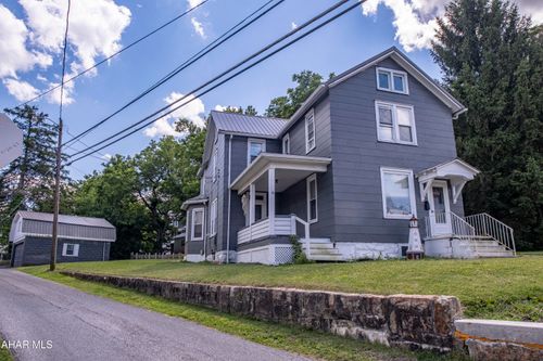 20 W 3rd St, Everett, PA, 15537-1111 | Card Image