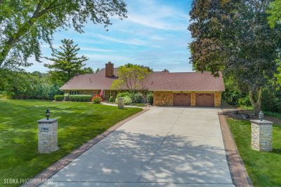 27894 W Lakeview Drive N, House other with 4 bedrooms, 3 bathrooms and 4 parking in Lake Barrington IL | Image 1