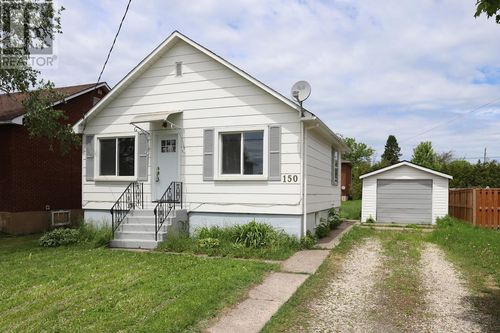 150 Henrietta Ave, Sault Ste. Marie, ON, P6C1Z8 | Card Image