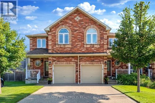 57-25 Southwoods Cres, Barrie, ON, L4N9P8 | Card Image