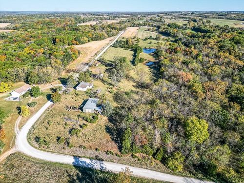 24030 201st St, Leavenworth, KS, 66048-8309 | Card Image