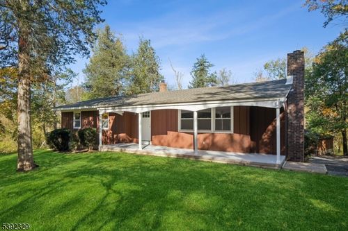 5 Weatherhill Rd, LEBANON, NJ, 08833-5027 | Card Image