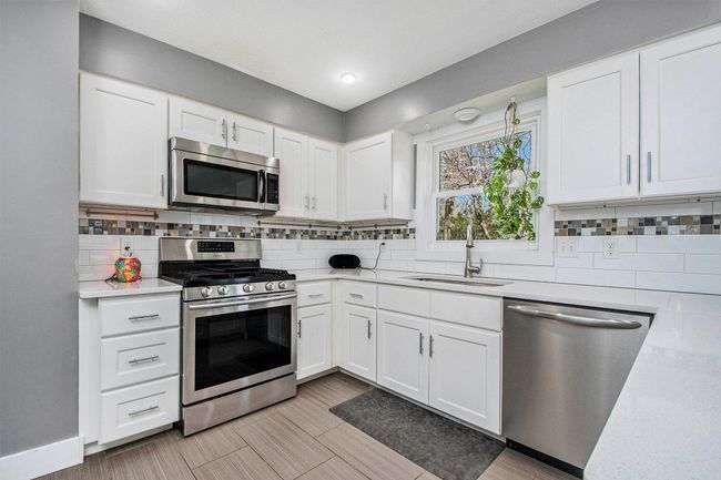 Kitchen | Image 7