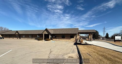 3032 W Stolley Park Road, Grand Island, NE, 68803 | Card Image