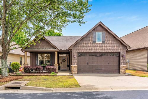 220 Catskill Dr, Taylors, SC, 29687-5550 | Card Image