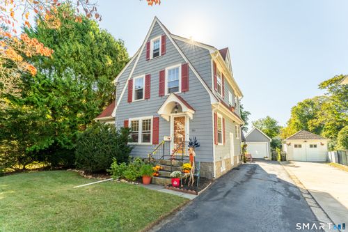 180 Gardner Ave, New London, CT, 06320-3054 | Card Image