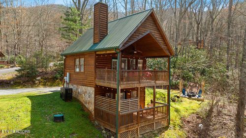 3560 Scottish Highland Way, Sevierville, TN, 37862 | Card Image