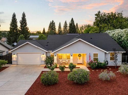 3205 Oxford Rd, Cameron Park, CA, 95682-7818 | Card Image