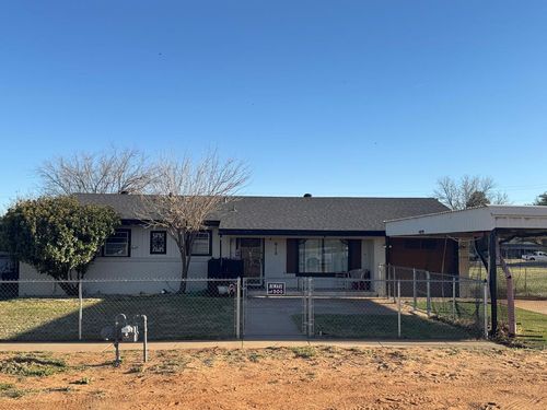 915 E 9th St, Colorado City, TX, 79512-5309 | Card Image